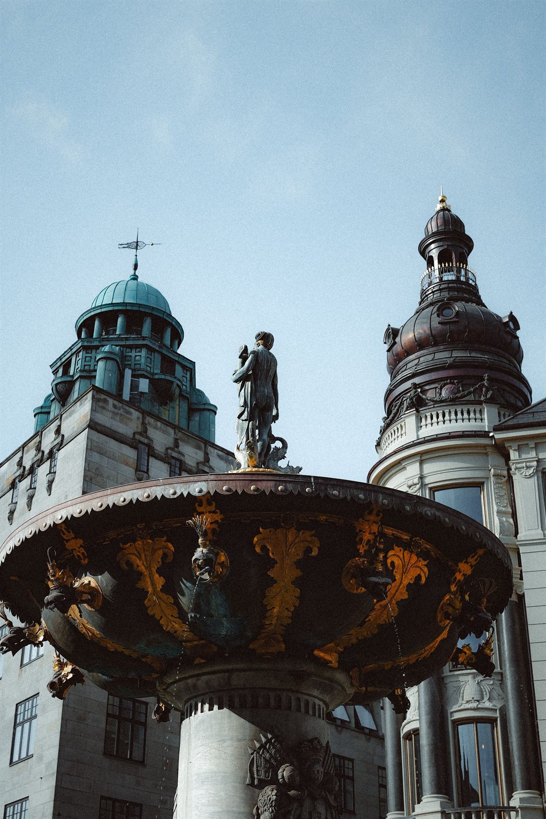 Storkespringvandet, den historiske fontenen ved Amagertorv på Strøget.
